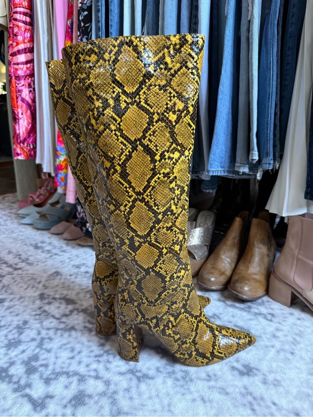 Jeffrey Campbell - Siren Snakeskin Knee-High Pointed Block-Heel Boots - 10